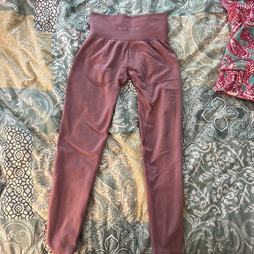 NVGTN leggings